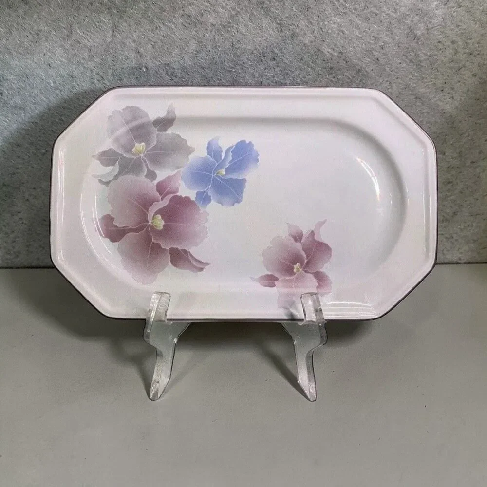 Mikasa Continental Beau Monde F3007 Octagonal Serving Platter 11.5” Orchid Japan